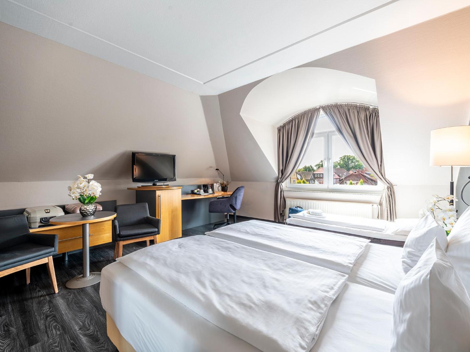 Best Western Hotel Heidehof Гєрманнсбург Екстер'єр фото