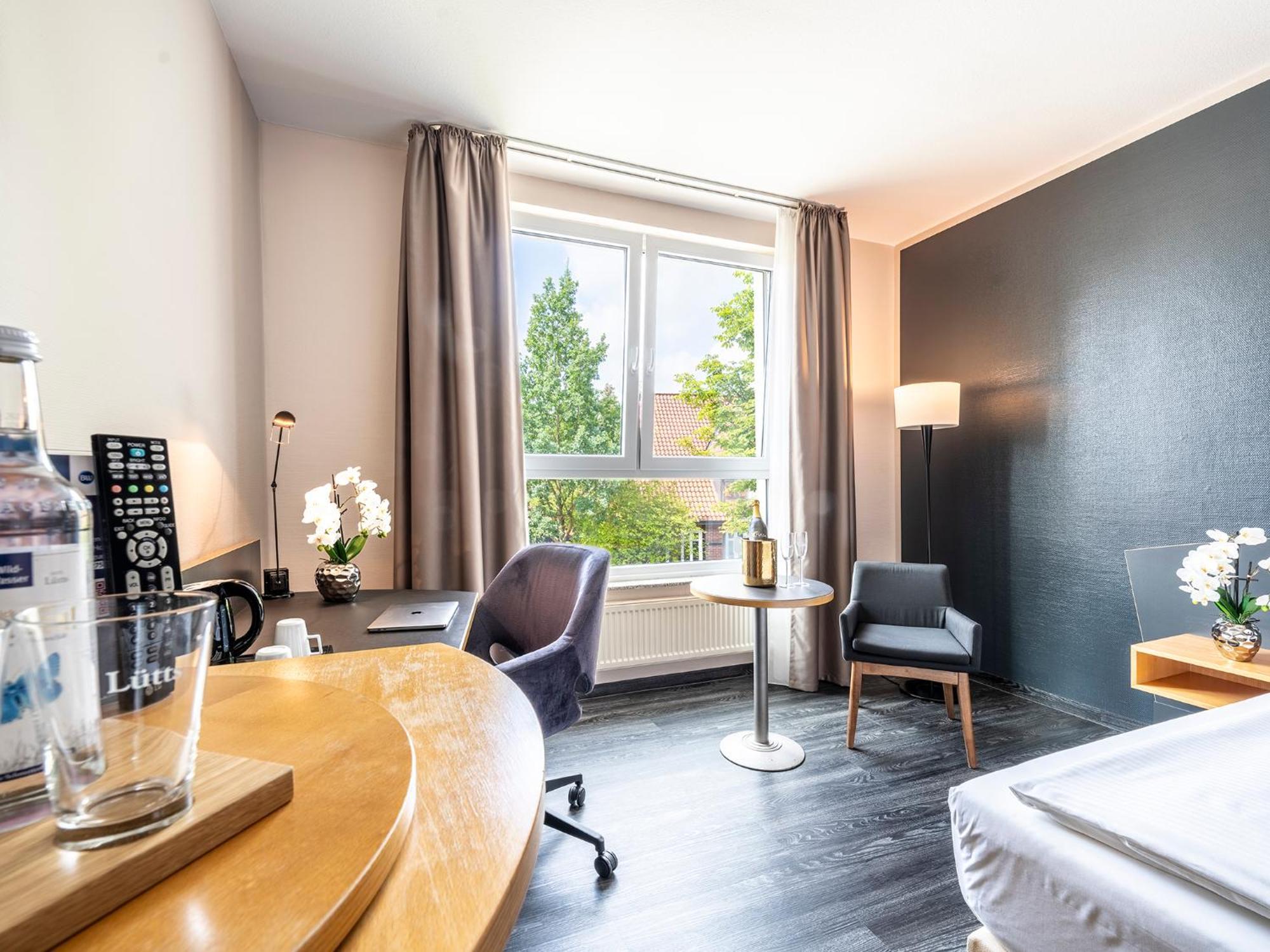 Best Western Hotel Heidehof Гєрманнсбург Екстер'єр фото
