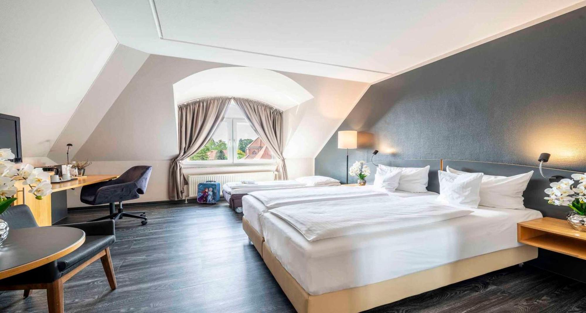 Best Western Hotel Heidehof Гєрманнсбург Екстер'єр фото